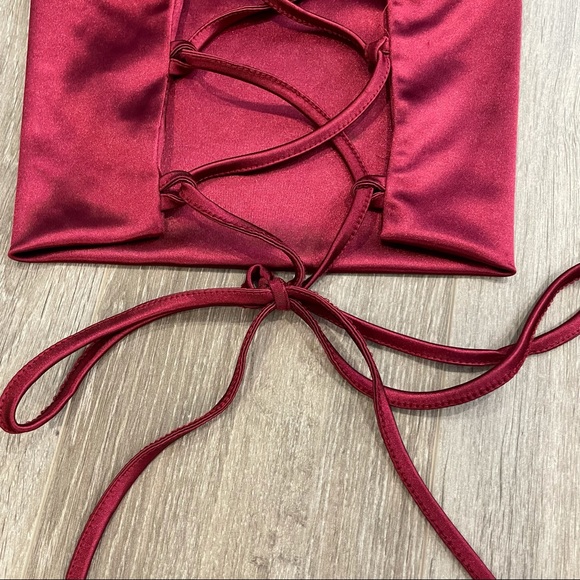 Deep red satin-look top from Shein with cross back detail and adjustable straps - Picture 5 of 7